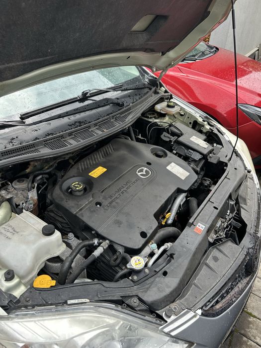 Dezmembrez mazda 5 2.0 143 cai facelift