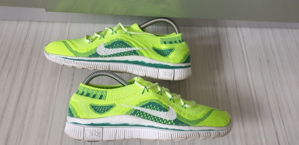 Nike Flyknit  UK 6.5 US 9 / 40.5/26 см. ОРИГИНАЛ! Дамски Маратонки!