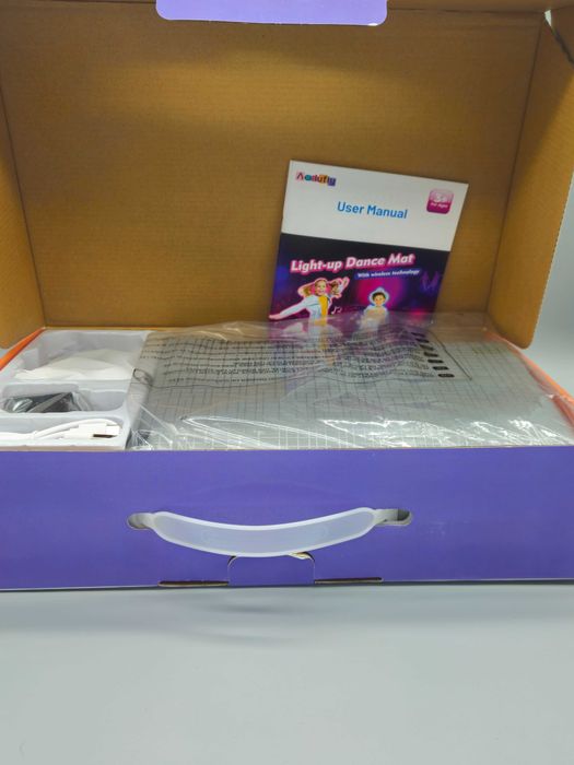 Нов!Светещ танцуващ килим с безжичен контролер и музикални режими (3+)