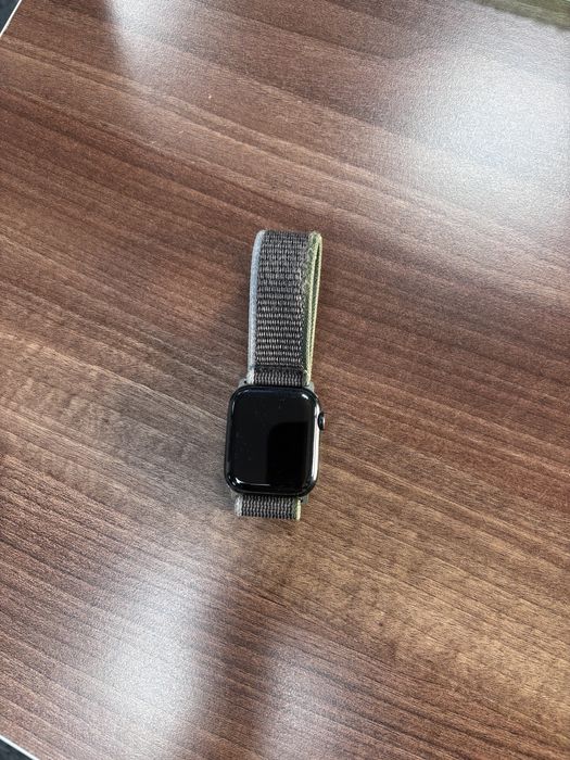Apple Watch Seria 8 Cellular