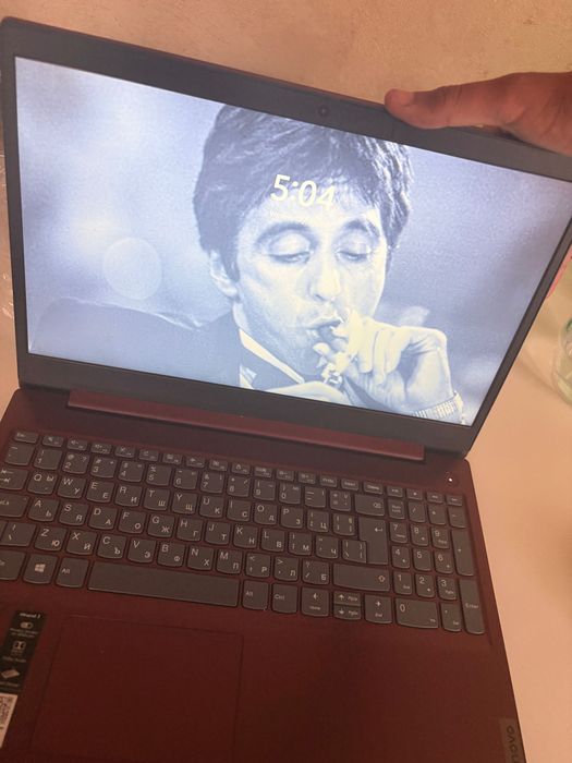 Лаптоп Lenovo ideapad 3