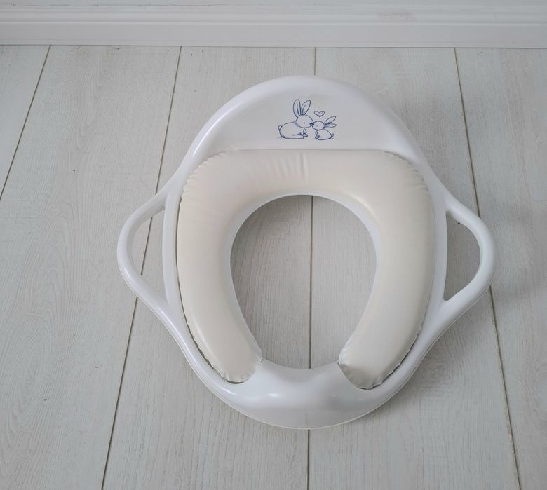 Продам детскую насадку на унитаз