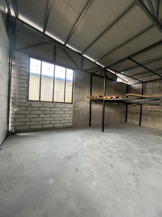 Hala Industriala de inchiriat-Firma de vanzare-LOT Autovehicule