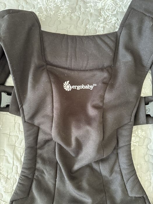 Ergobaby embrace