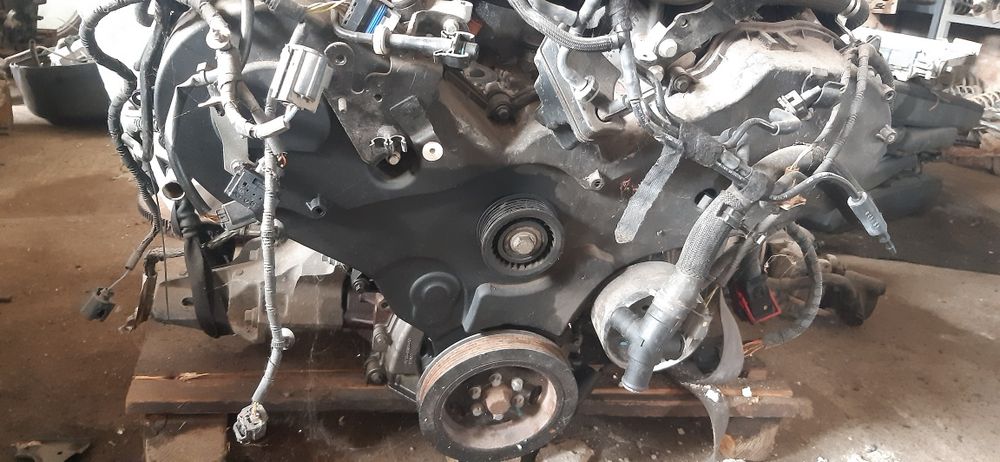 Двигател за Ланд Ровър Спорт !