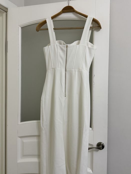 Продам женское платье