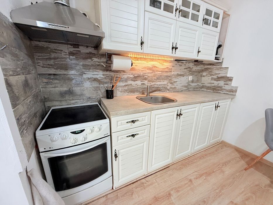 Продава се Къща в Средец - 75 кв.м за 1134 €/кв.м - Снимка #16