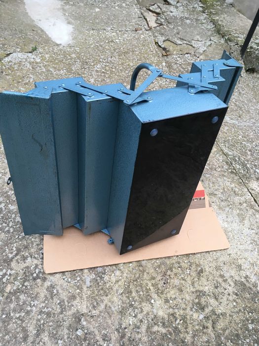 немски метален куфар за инструменти