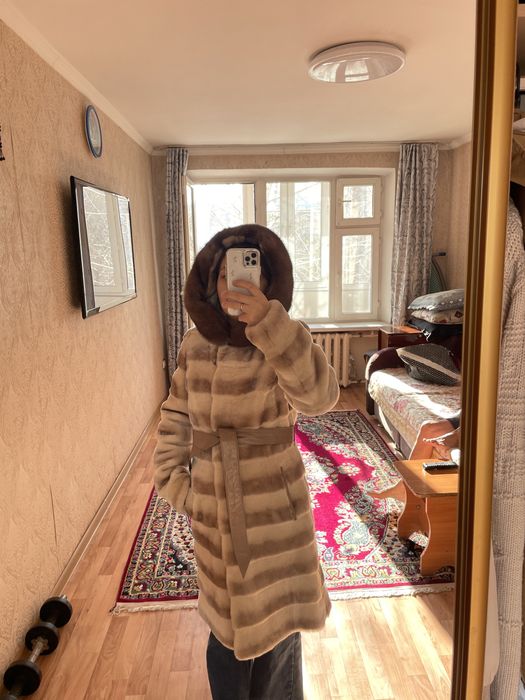 Продам шубу теплую