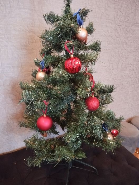 Ёлка искусственная