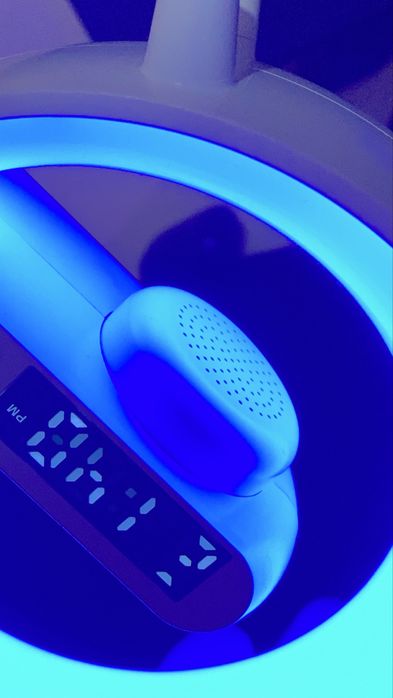 Vând lampa birou 4 in 1 .