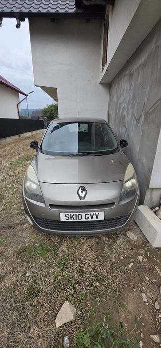 renault  Grand scenic 2010