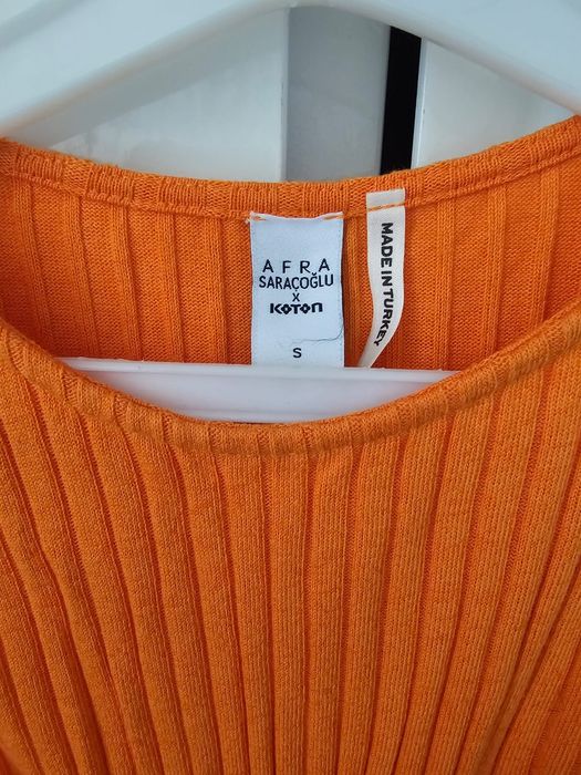 Продам женское трикотажное платье