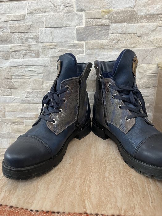 Детски боти за момиче