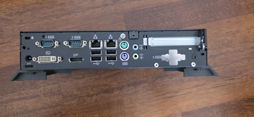 Mini PC industrial Fujitsu D3313-S4