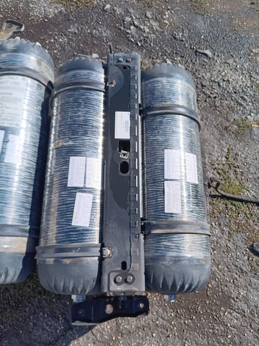 Карбонови метанови бутилки Opel Zafira