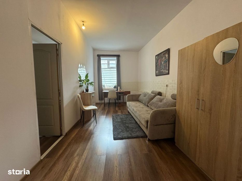 Apartament 2 camere 55mp- zona magazinului Central — fotografia 3