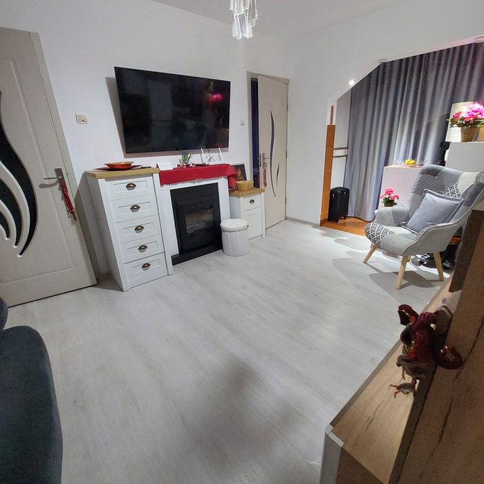 Garsoniera utilata si mobilata