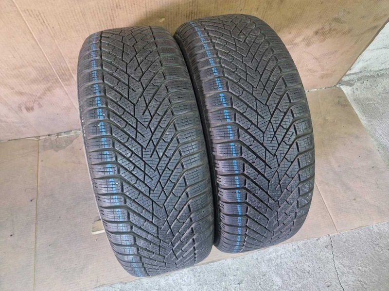 2 Pirelli R17 225/55
зимни гуми 
DOT3922