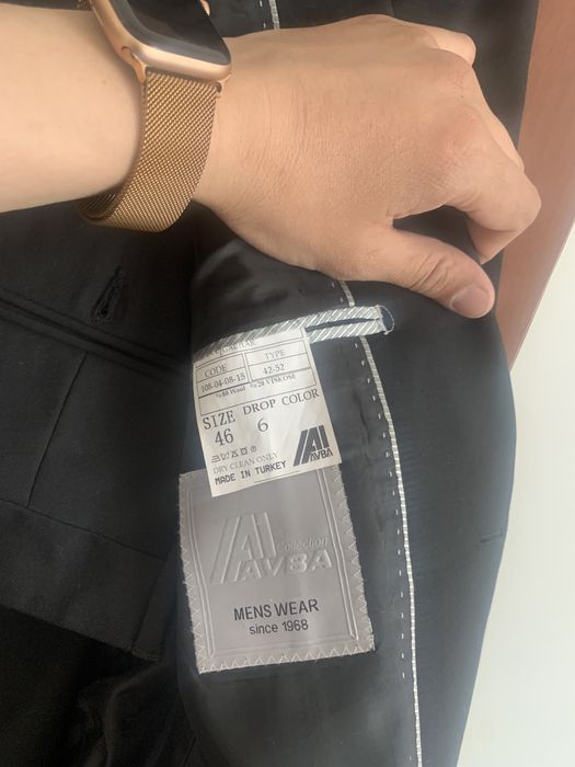 Продам костюм в идеальном состоянии