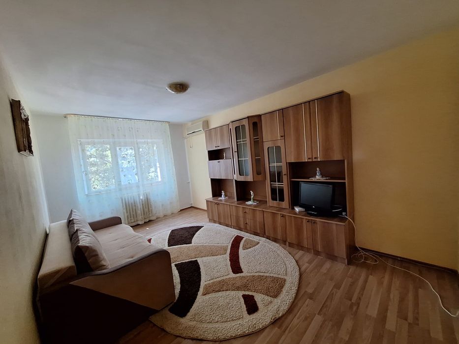 Închiriez ap. 2 camere, Micro 20