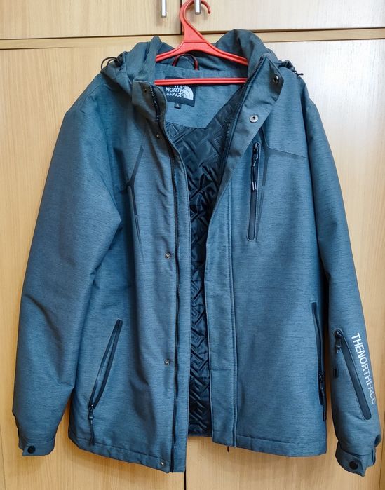 Продам куртку размер XL (50)