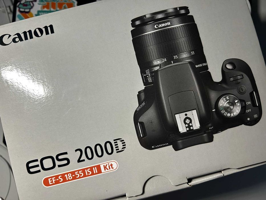 Vand camera Canon EOS 2000D + Obiectiv EF-S 18-55m