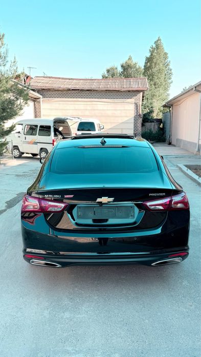 Malibu 2 Premier 2021 Qora
