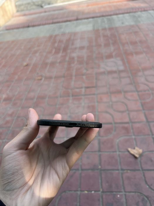 Продаю iPhone Air