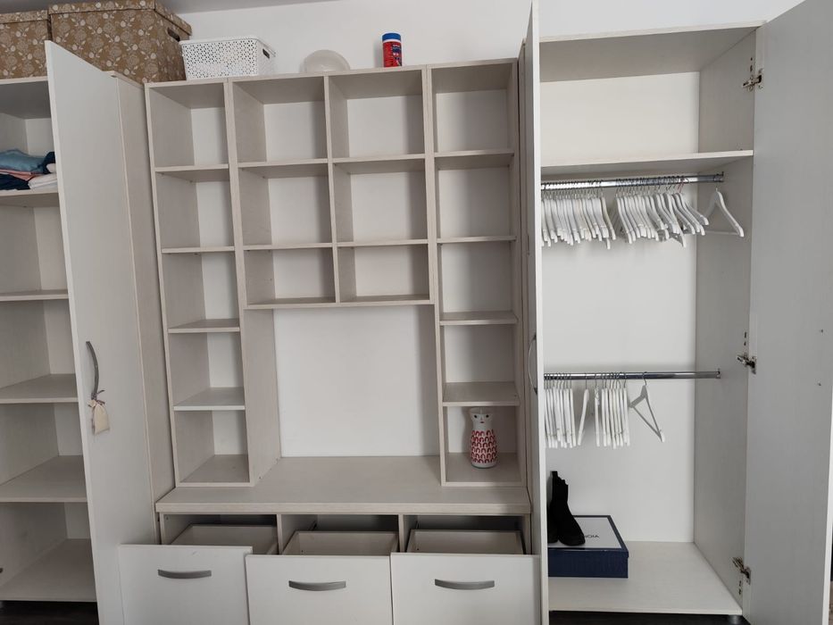 Mobila cameră tineret