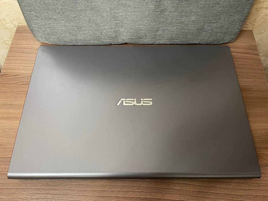 Asus X509 /Core i3-1005G/8Gb Ram/256Gb ssd m2/intel graphics/