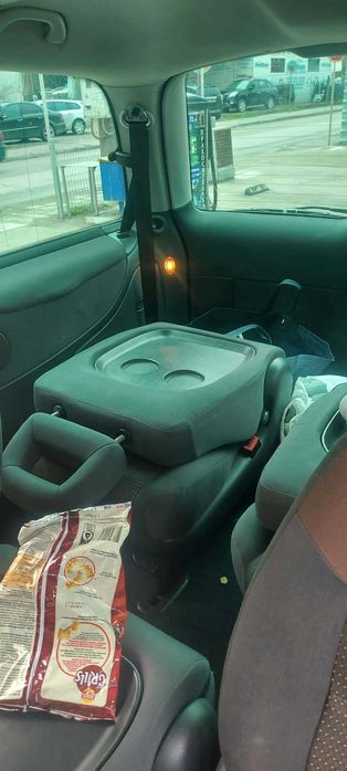 Кола Сеат Алхамбър