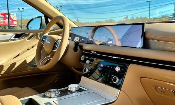 Genesis G80 2025 full positsiya