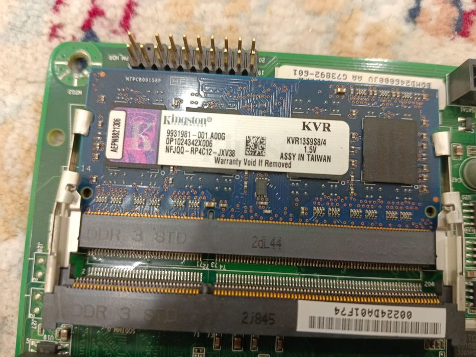 Материнская плата