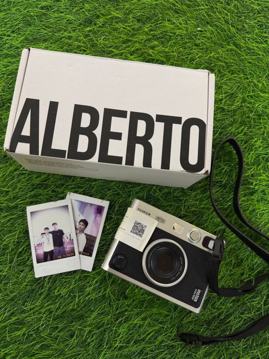Fujifilm Instax Mini Evo
