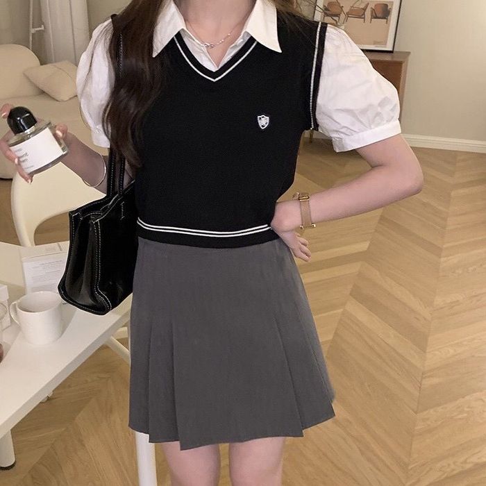 Кофта черная к школе