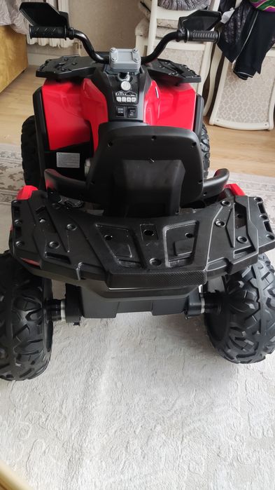 Электромобиль детский