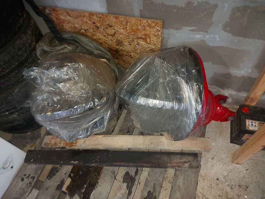 Продам редуктора на Бюллер