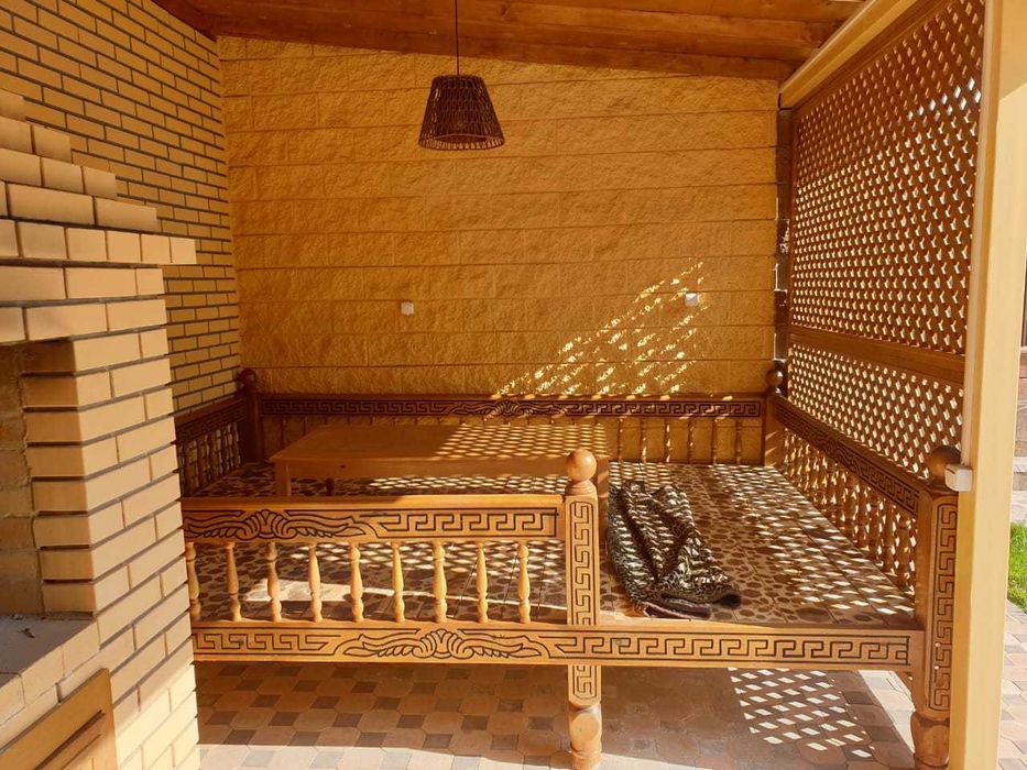 Топчан деревянный в наличии