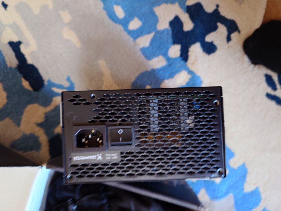 Sursa Hummer X 1000W 80Plus Gold ca noua