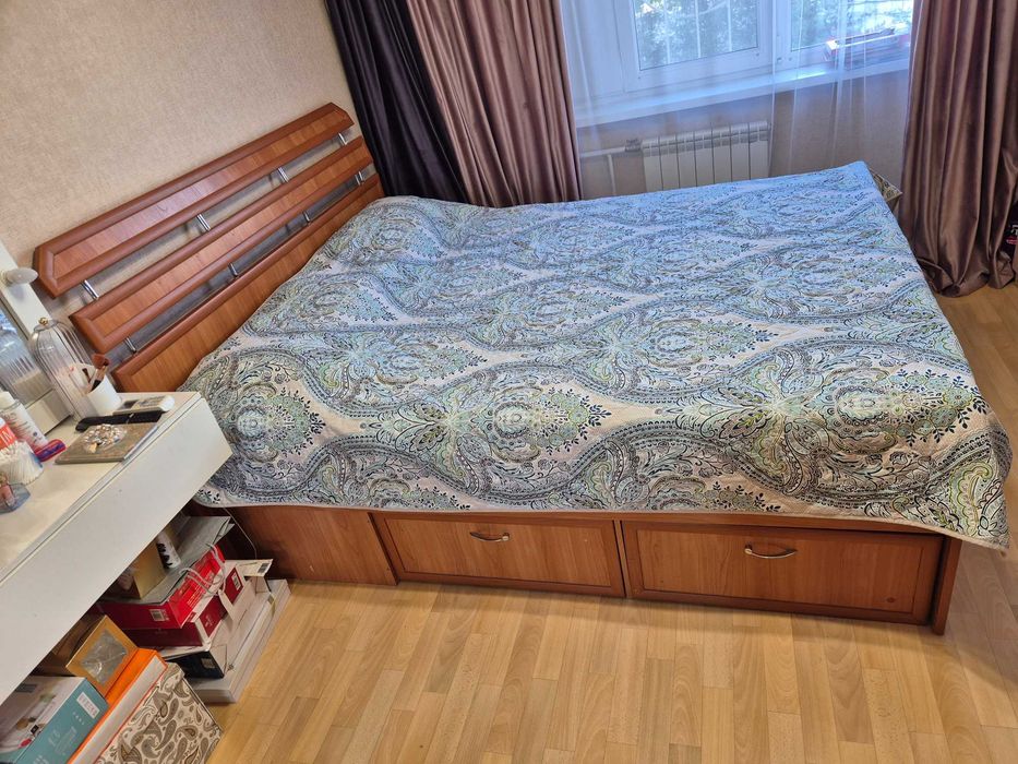 Спальный гарнитур с матрасом 200 х 160