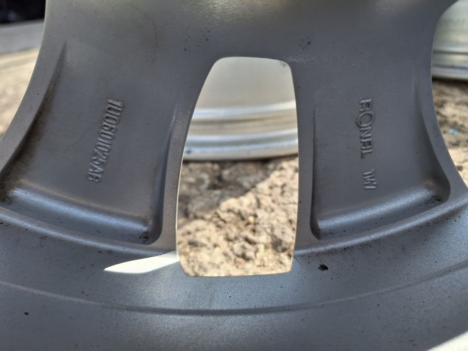 Шкода-16цола-5/100-ЕТ-42:Ж-6,5-оригинални