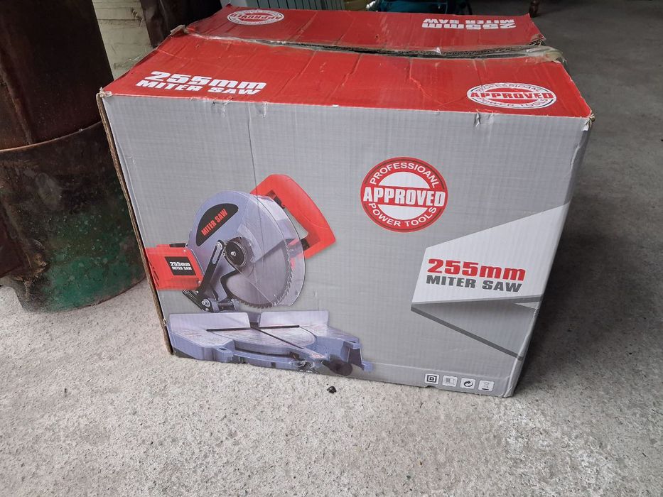 Торцовачная пила торцовка