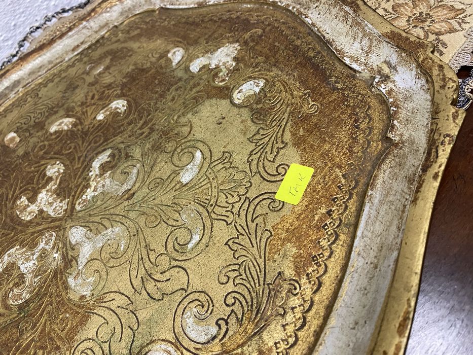 Италиански поднос с позлата от дърво