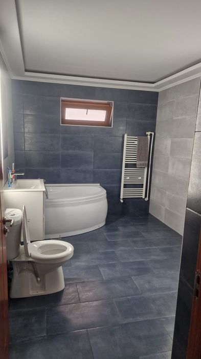 Apartament de inchirat 180mp utili
