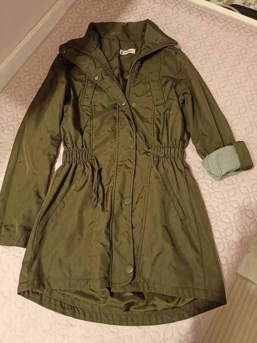 Дамски якета и тренчкоти