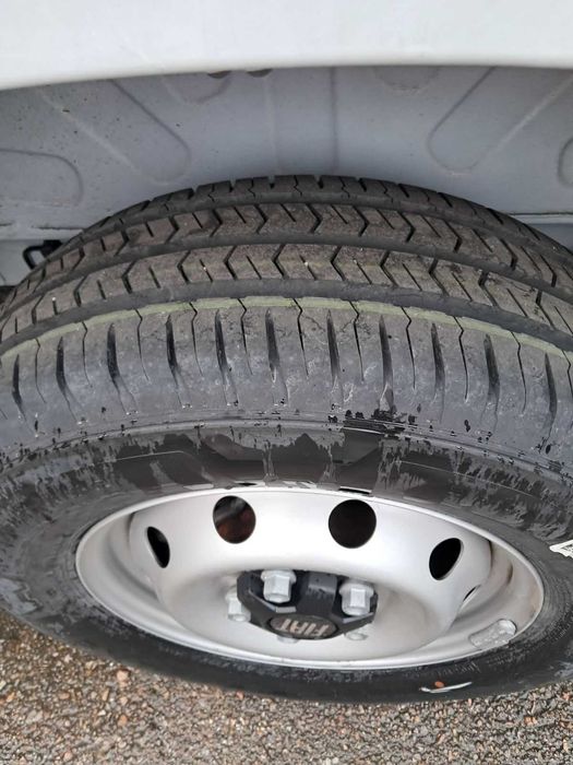 215/70/15С Nexen Roadian НОВИ