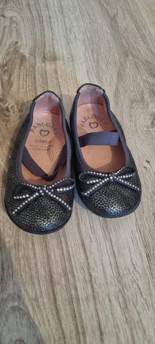 Продам туфли детские кожа