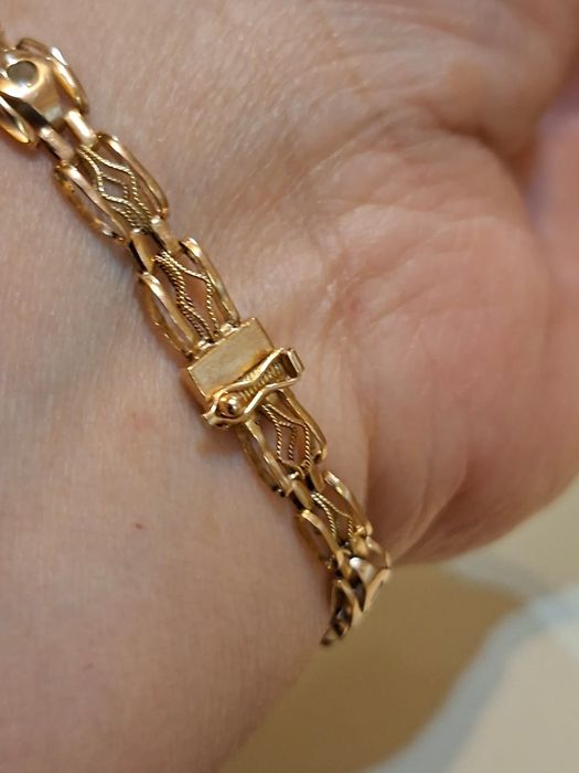 Продам    золото