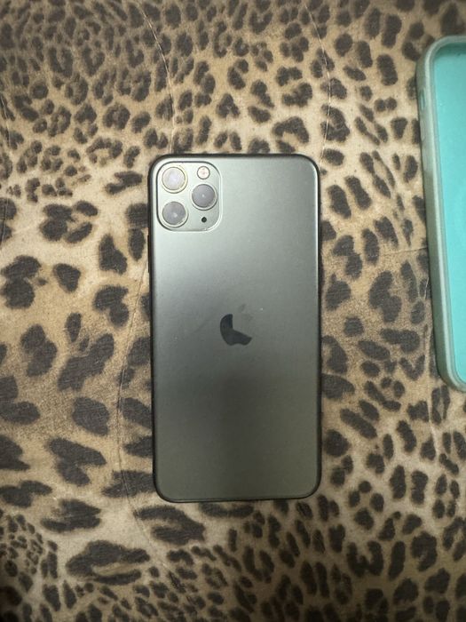 Продам iphone 11 pro max